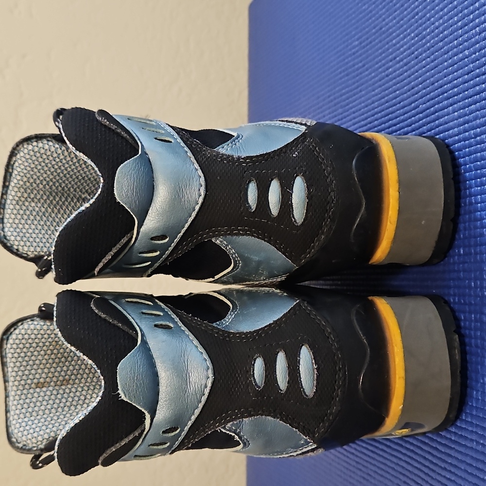 La Sportiva Hiking Boots, Size 7.5+ - Picture 10 of 16